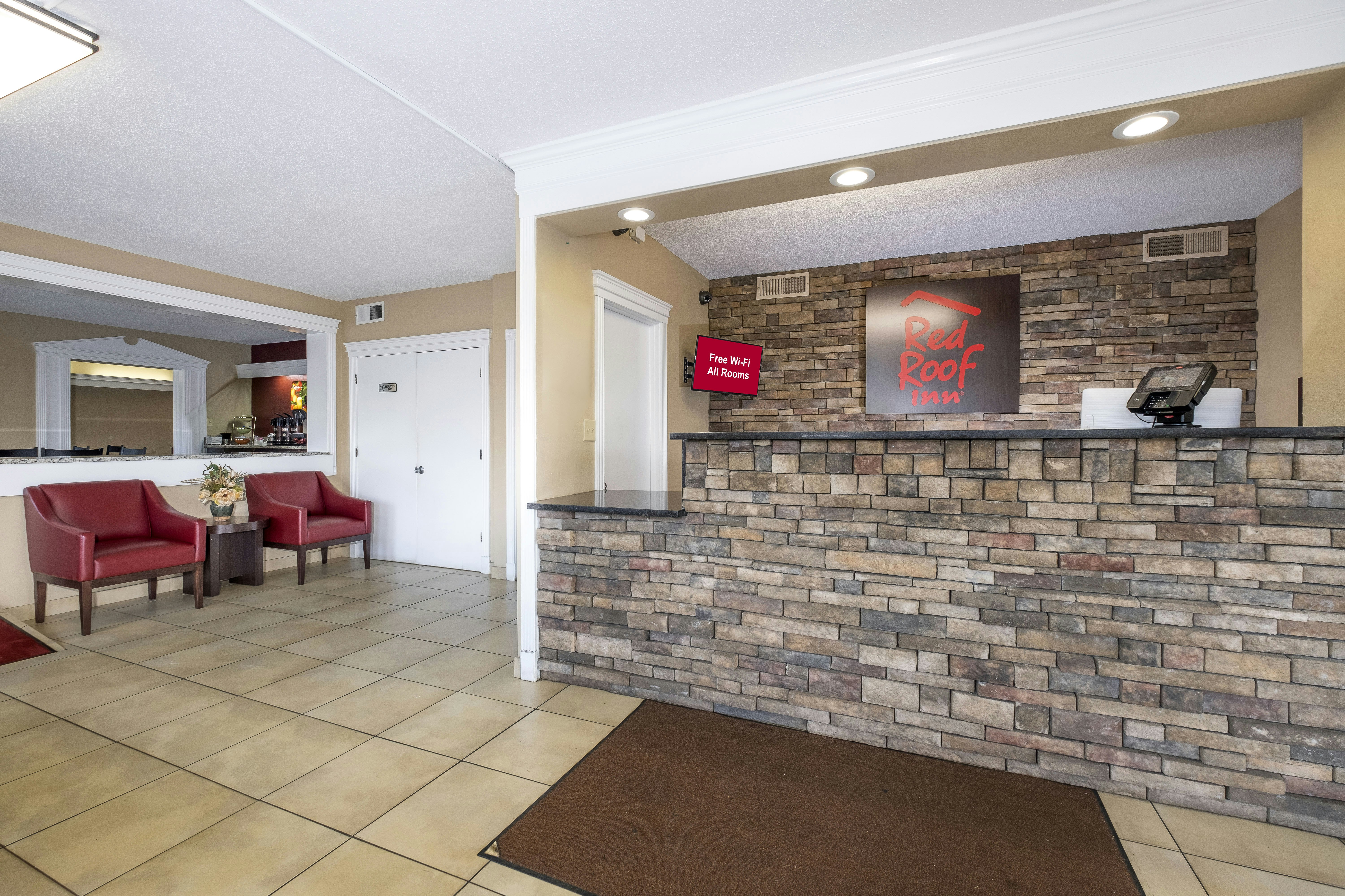 Red Roof Inn Knoxville North - Merchants Drive 8/33