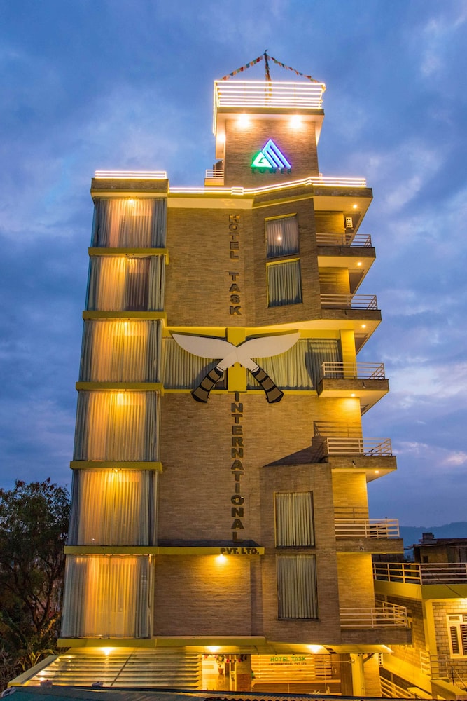 Hotel Task 2/50