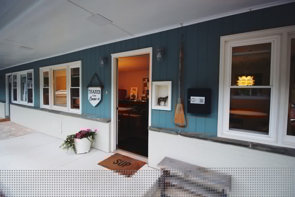 The Briarcliff Motel 10/58