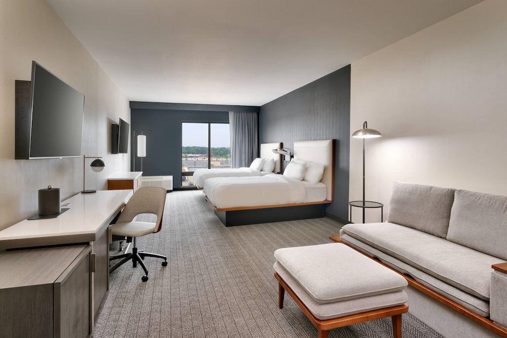 Courtyard by Marriott Ames 18/18