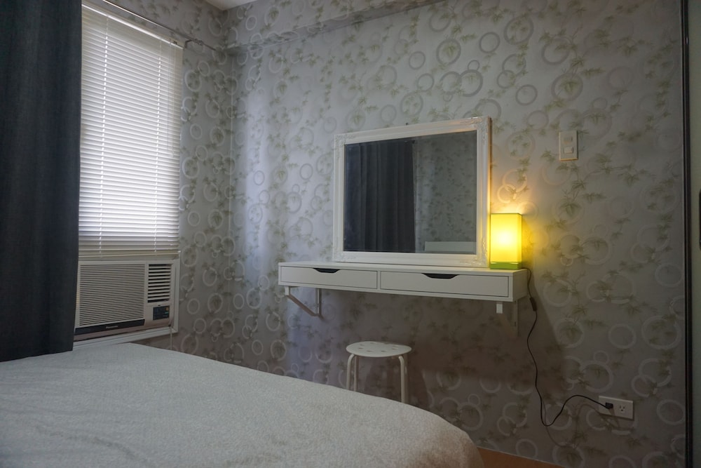 1 Bedroom Deluxe Condo At Apartelle D' Oasis 32/50