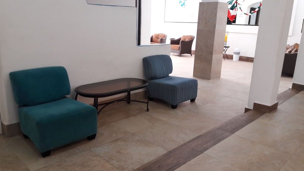 Pelicano Inn 42/67