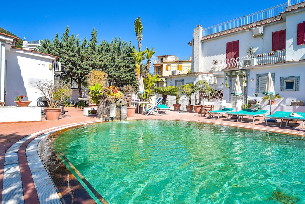 HOTEL VILLA TINA 3/56