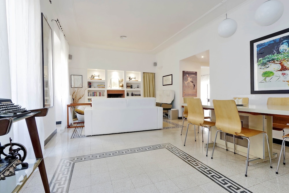 Clementina - WR Apartments 4/30