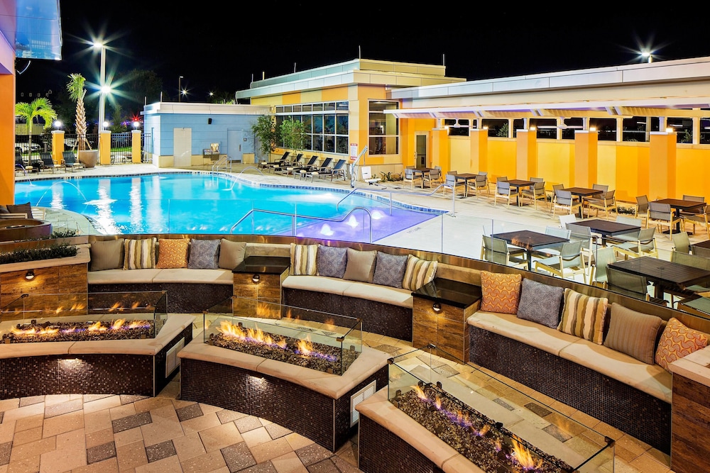 Hyatt House Across From Universal Orlando Resort in ORLANDO - FL