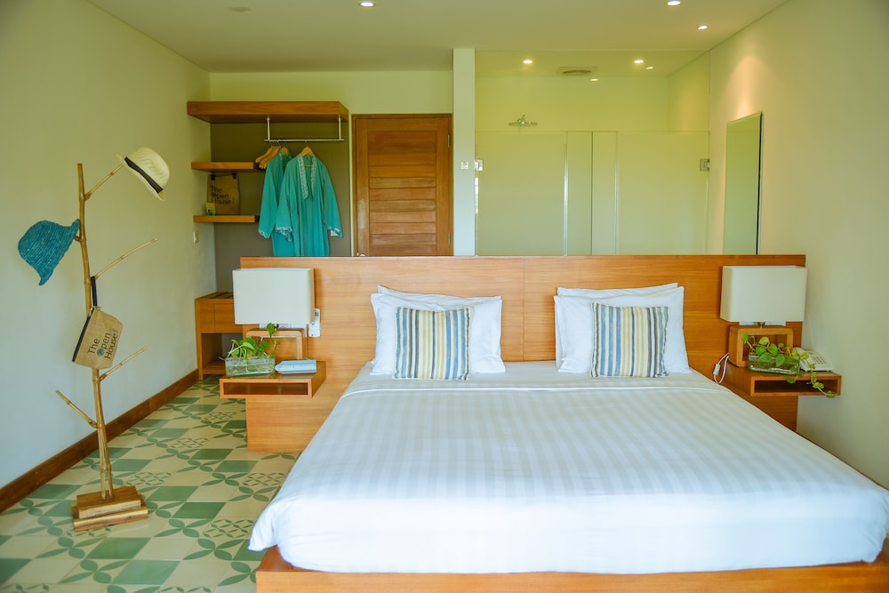 The Open House Bali 6/50