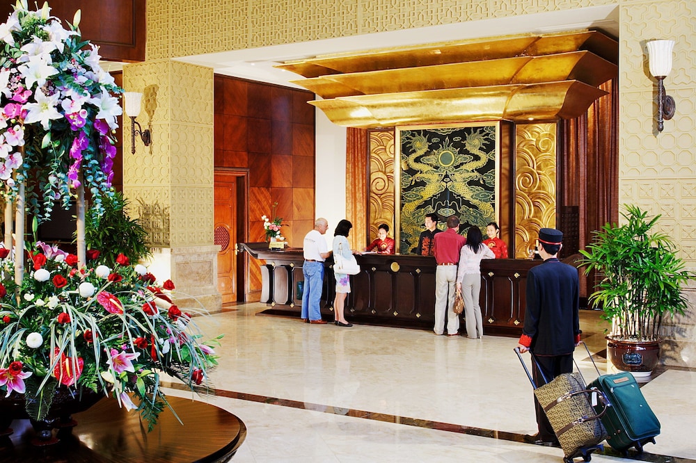 TTC Imperial Hotel 7/85