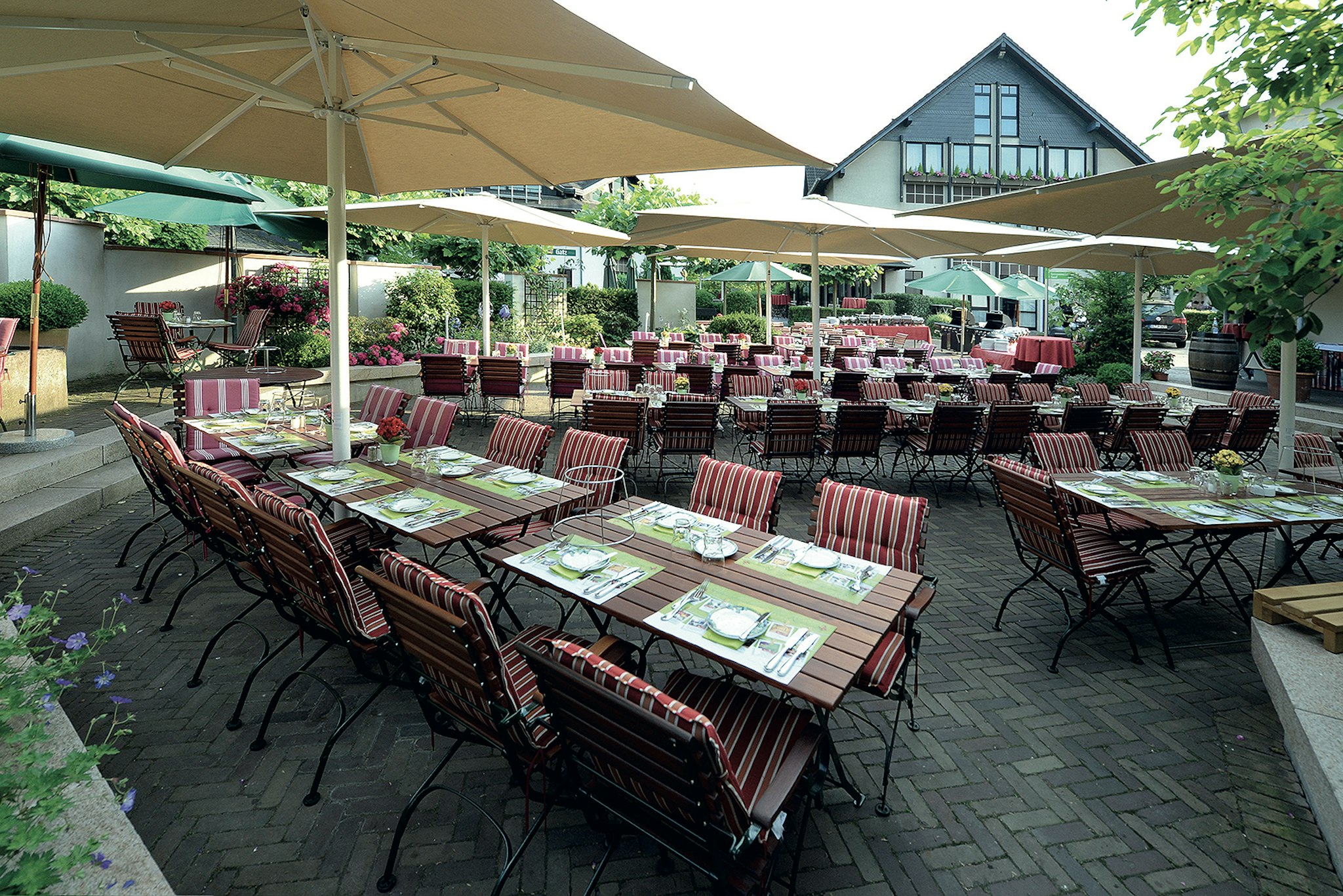 Dormero Hotel Dusseldorf 32/48