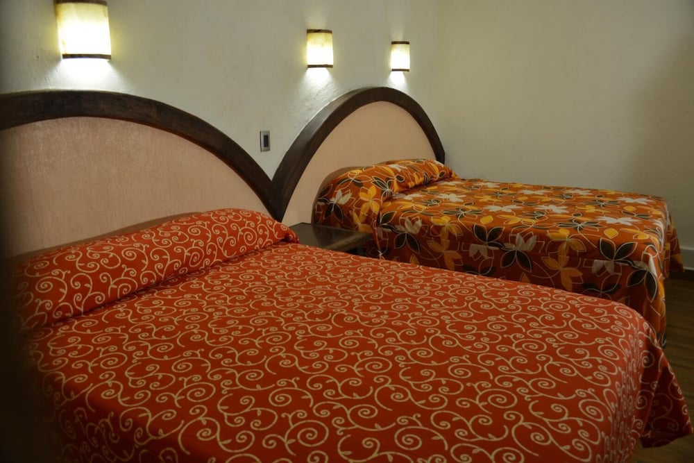 Hotel Barroco 26/34