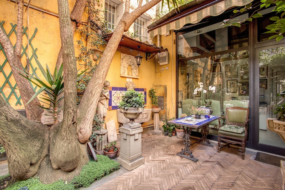 Navona Gallery Suites 20/50