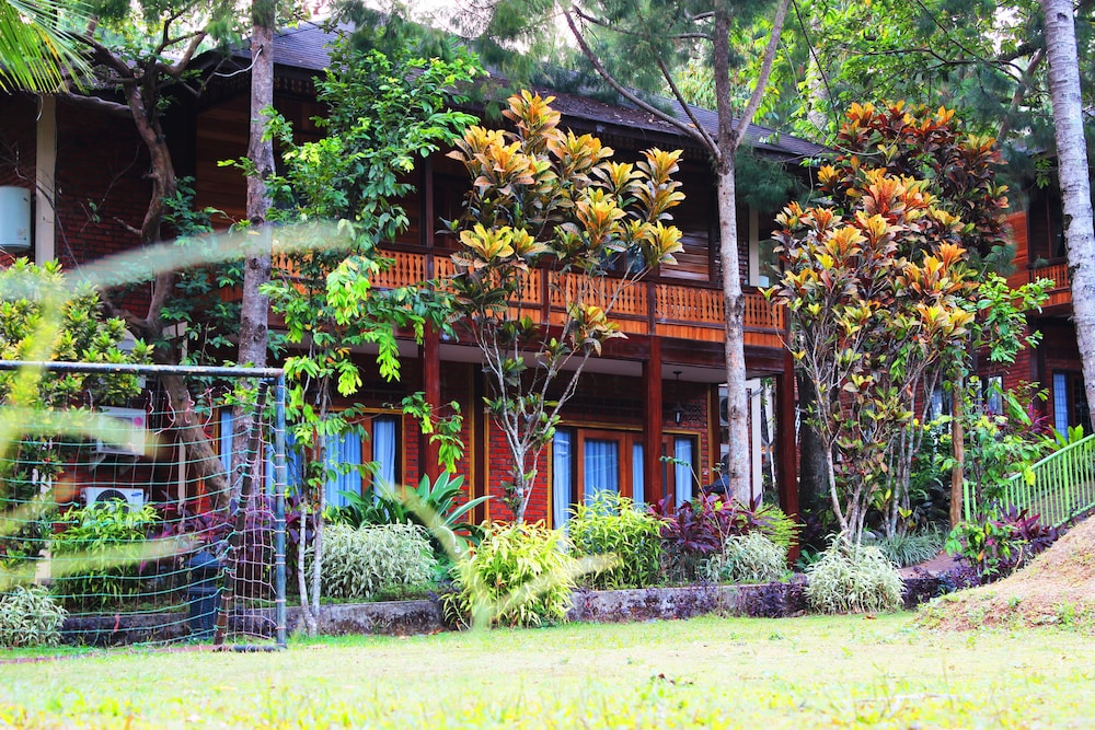 Jambuluwuk Convention Hall And Resort Puncak 49/56