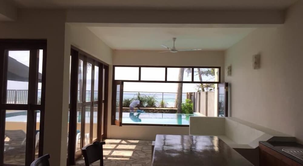Chillax Villas 14/50