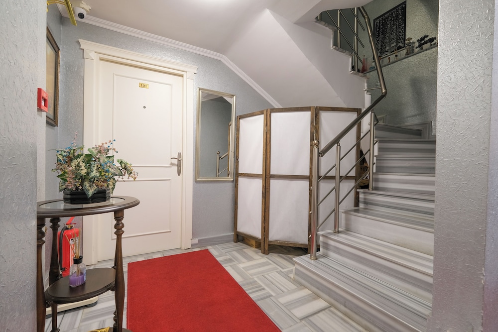Loren Hotel Suites 23/50
