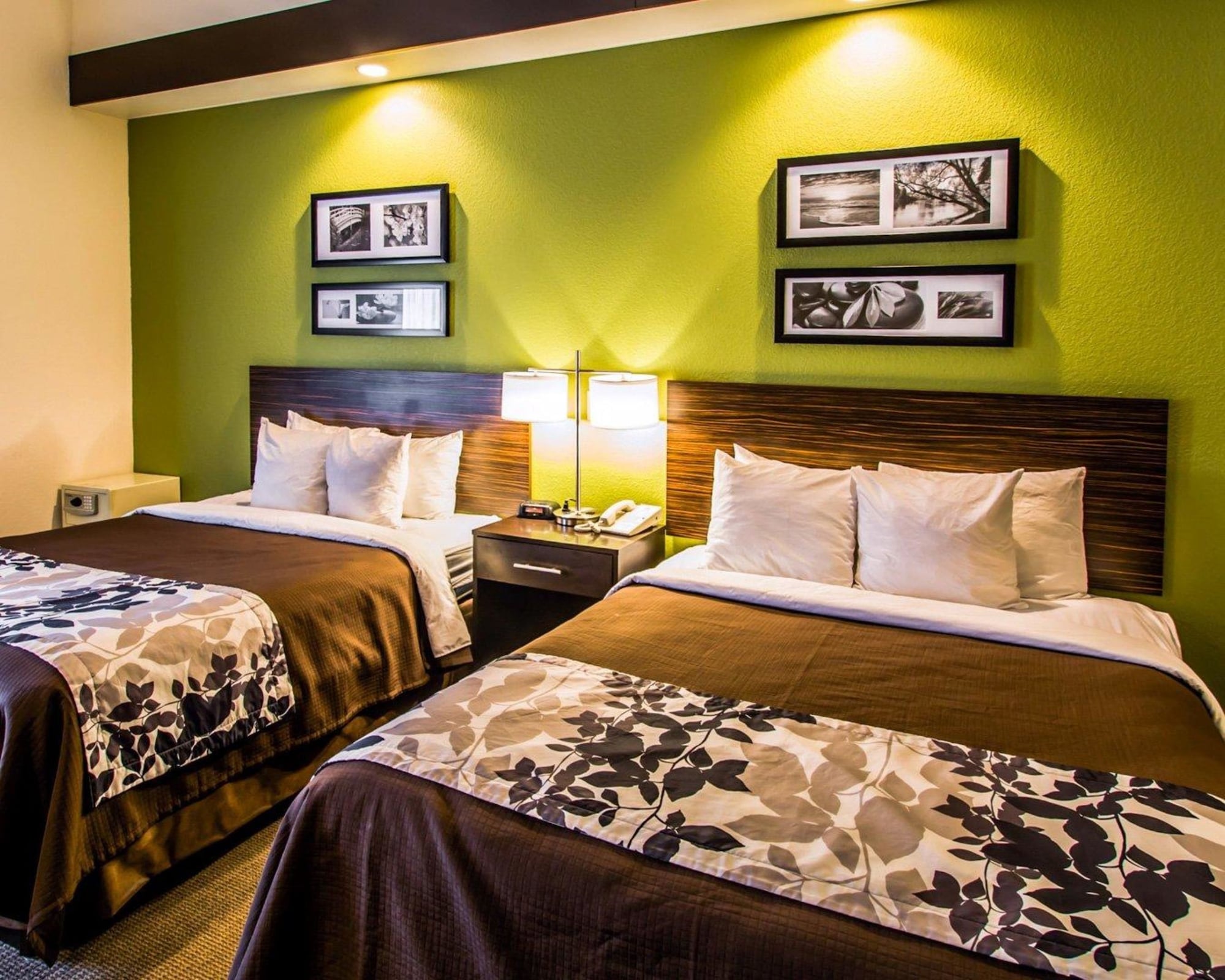 EFFICIENCY, MULTIPLE BEDS, ACCESSIBLE