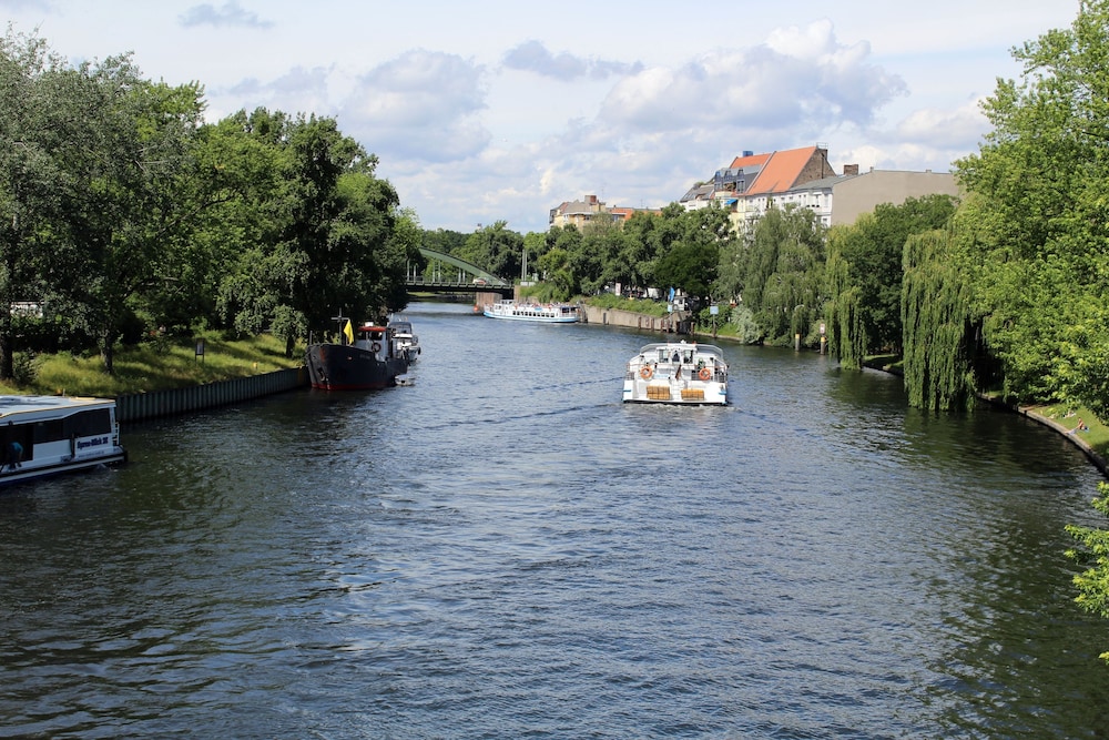 PLAZA INN Berlin-Charlottenburg 58/64