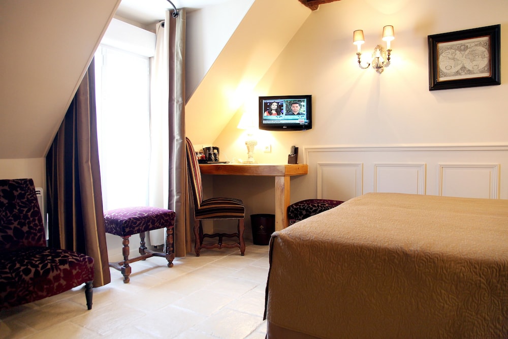 Hotel Saint Louis En L Isle 13/64
