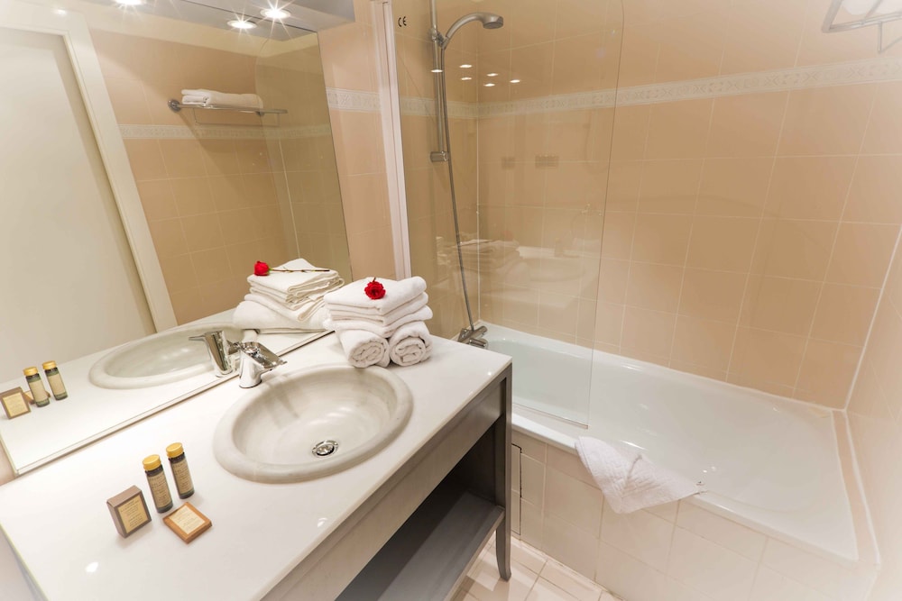 Hotel Champerret Heliopolis 15/48