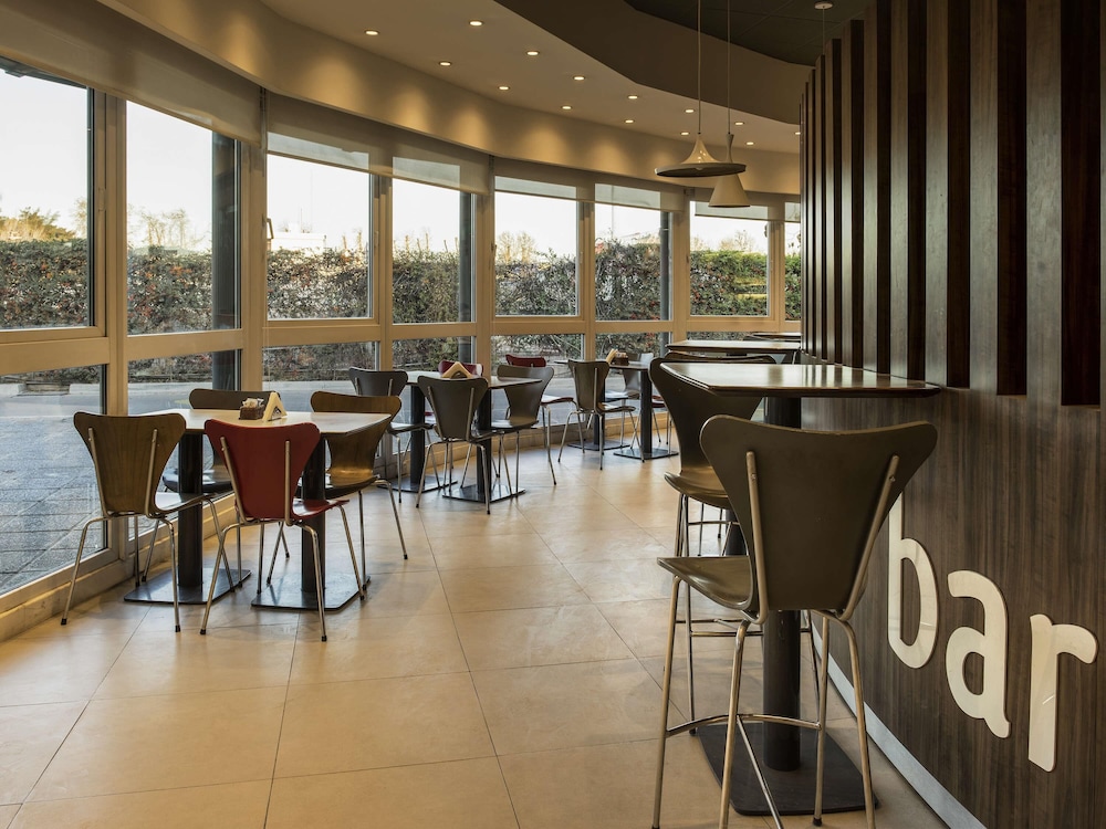 Ibis Mendoza 51/71