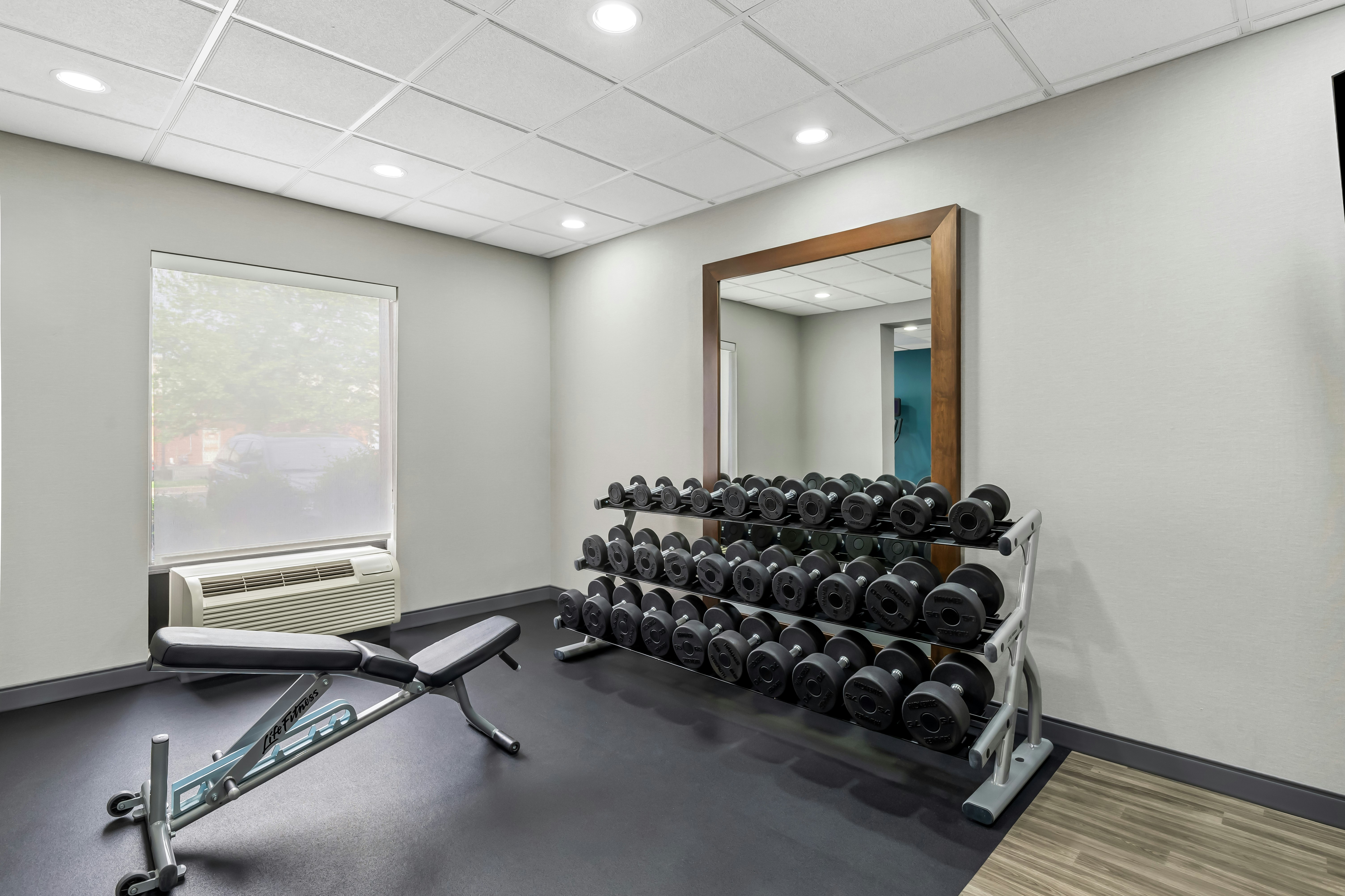 Hampton Inn Suites Richmond Virginia Center Va 38/67
