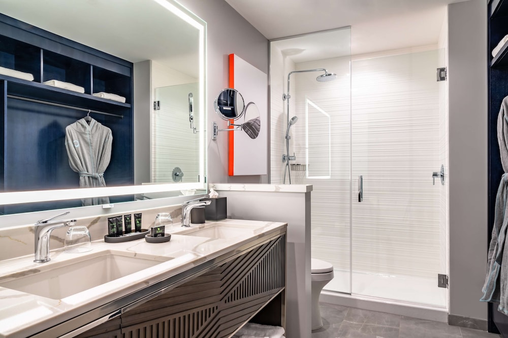Hyatt Centric Las Olas Fort Lauderdale 59/63