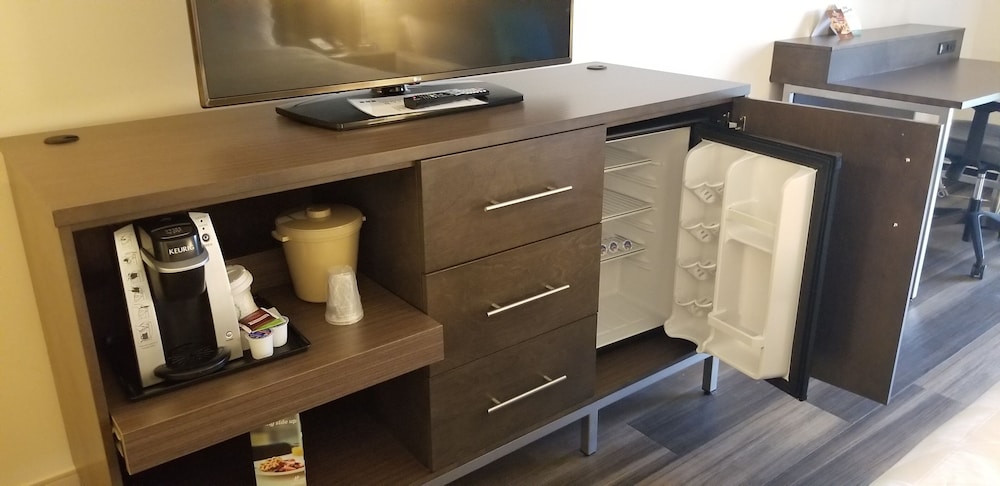 Holiday Inn Peterborough Waterfront 26/70