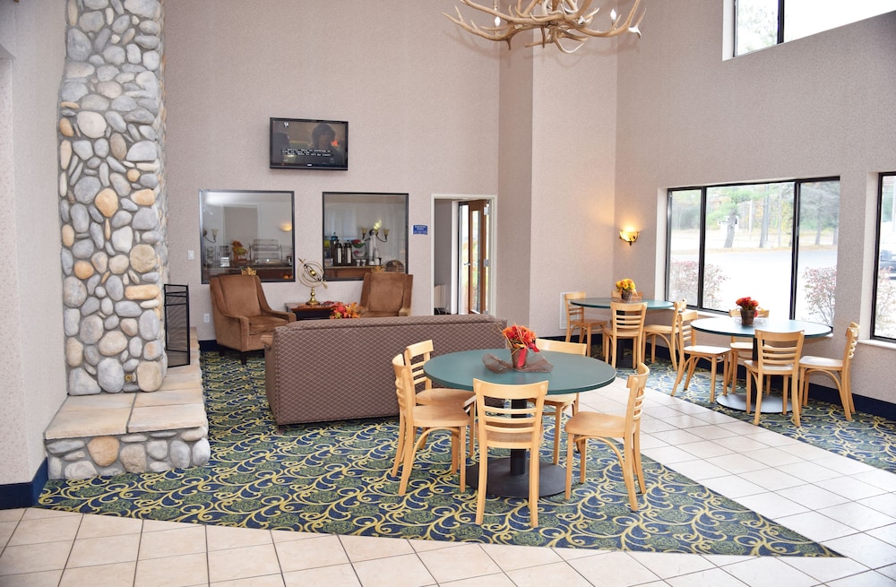 Beachfront Hotel 29/50