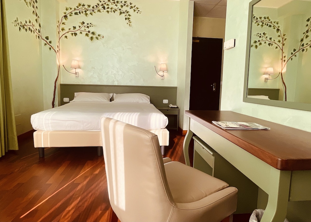 Hotel Meeting Santacroce 34/53