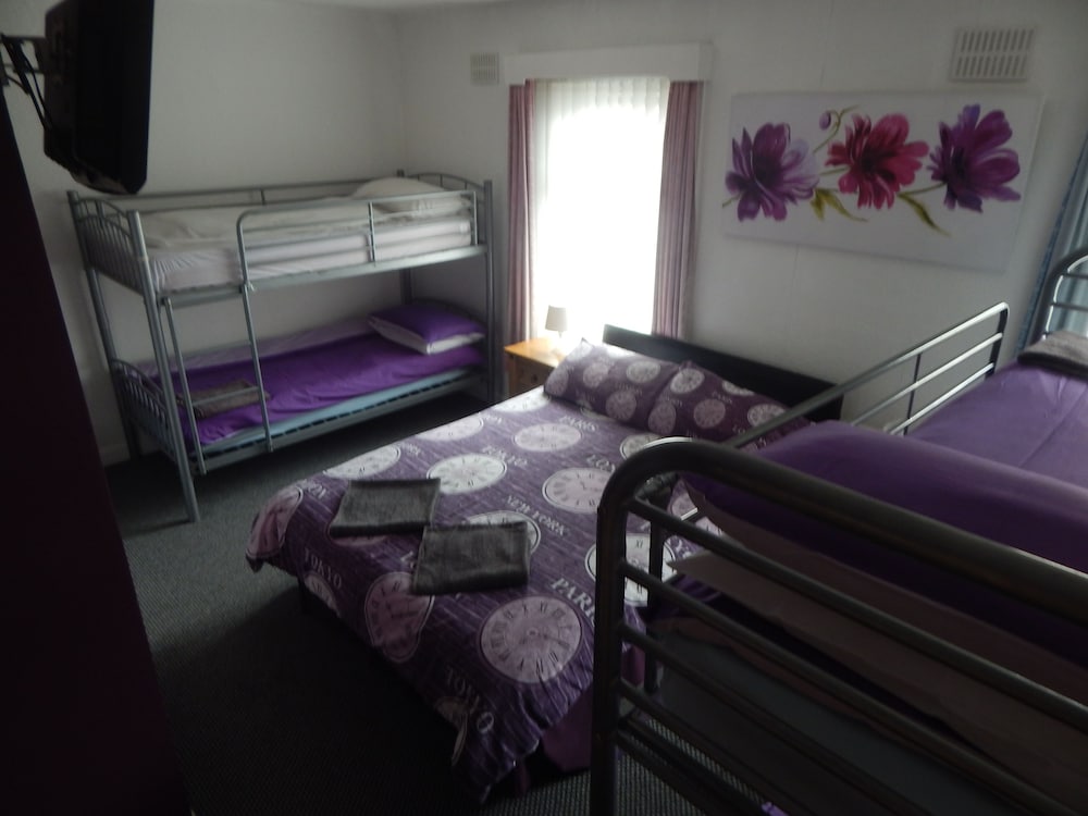 Llanryan Guest House 27/39