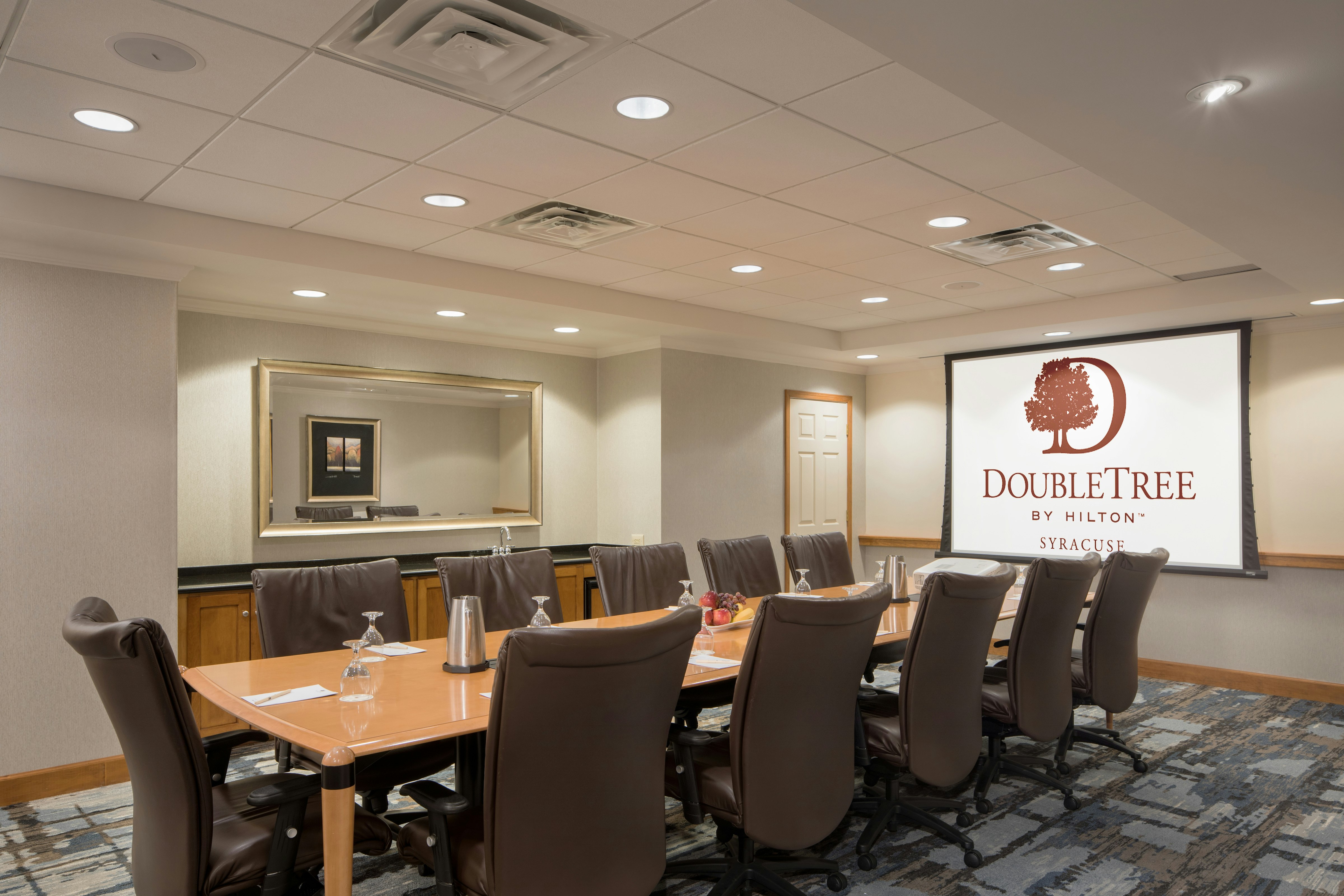 Doubletree By Hilton Hotel Syracuse 31/44