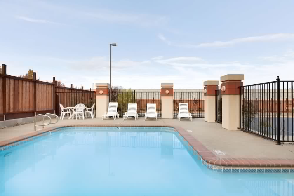 Country Inn & Suites By Radisson, San Carlos, CA 1/40