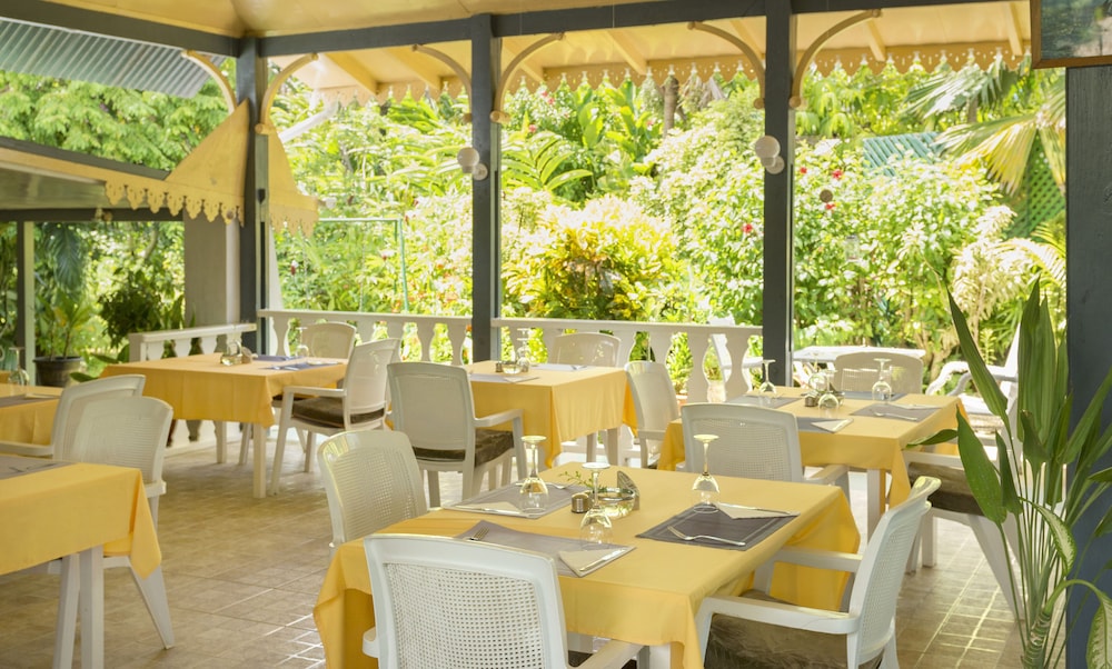 Auberge Chez Plume 29/50