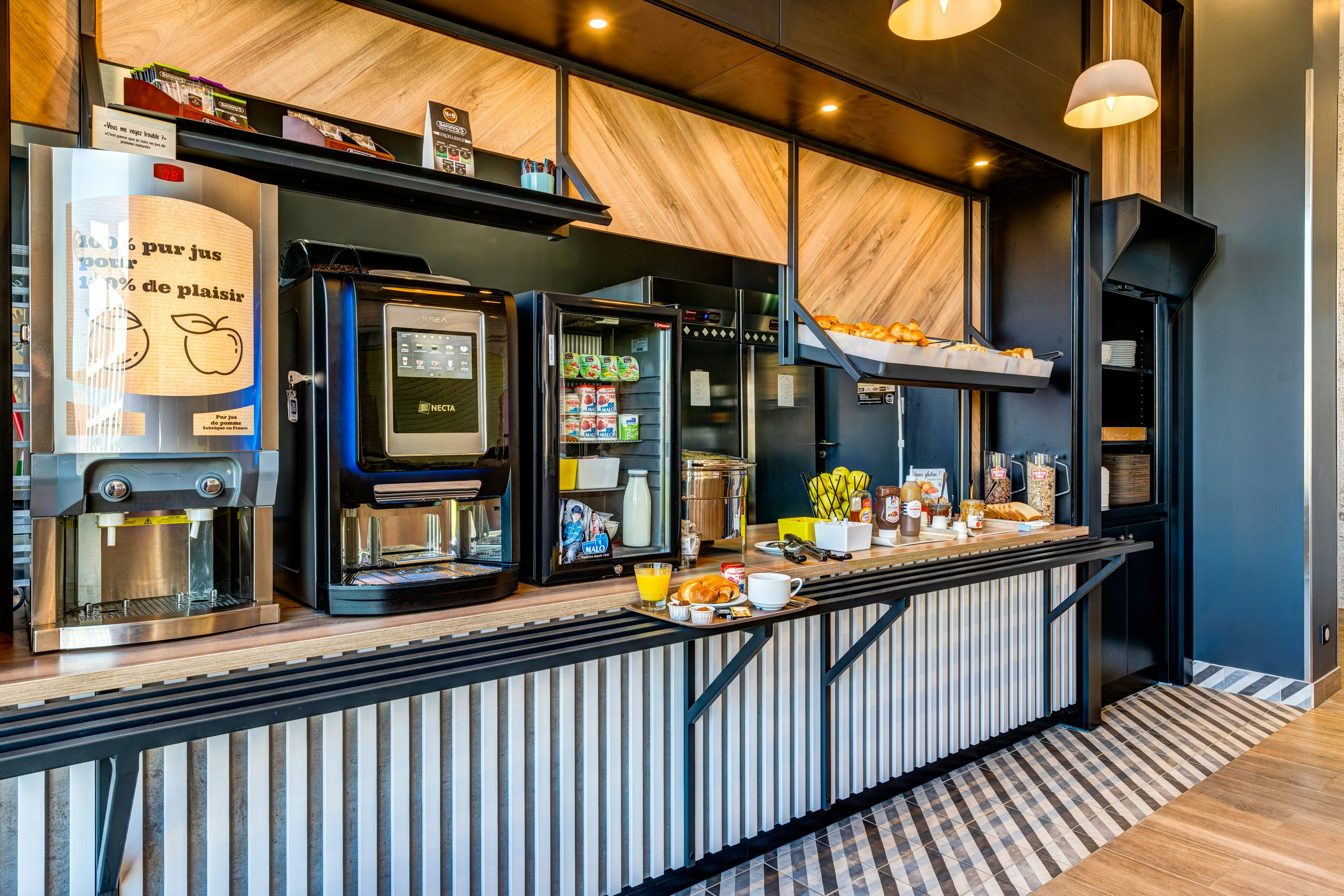 B&B HOTEL Bois d Arcy Saint Quentin en Yvelines 28/46
