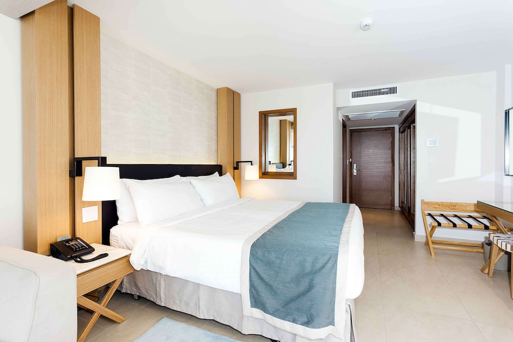 Sonesta Ocean Point Resort - Adults Only 20/50