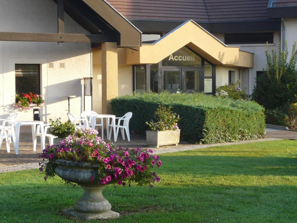 MONT VERNON HOTEL 7/45