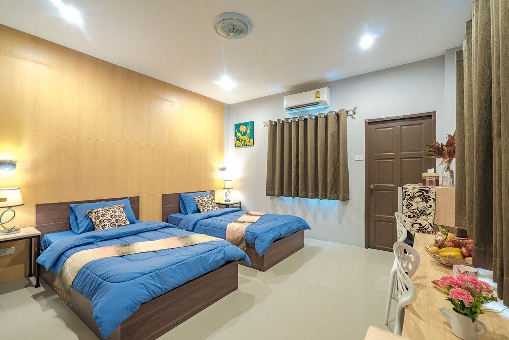 Penyos Residence 24/73