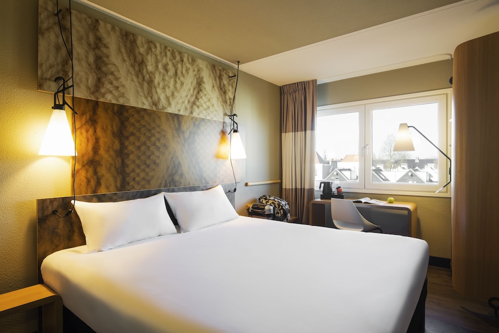 PREMIUM, DOUBLE BED, CANAL VIEW