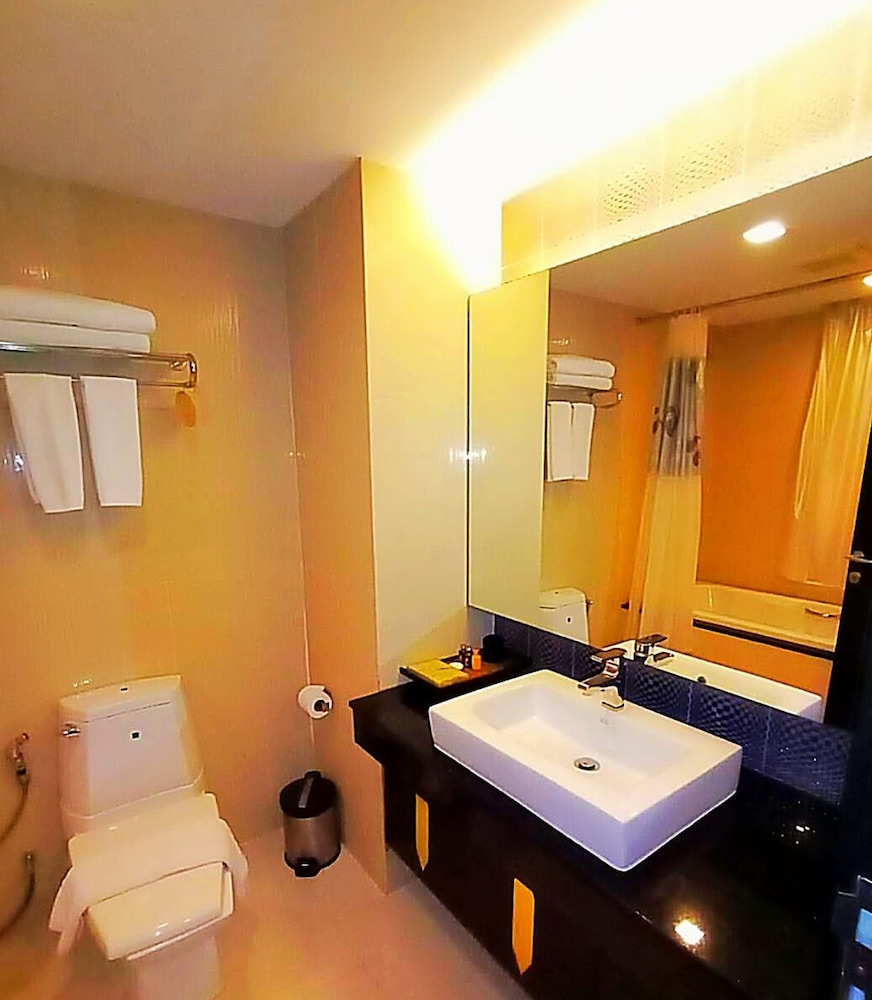 Royal Thai Pavilion Jomtien Boutique Resort 77/78