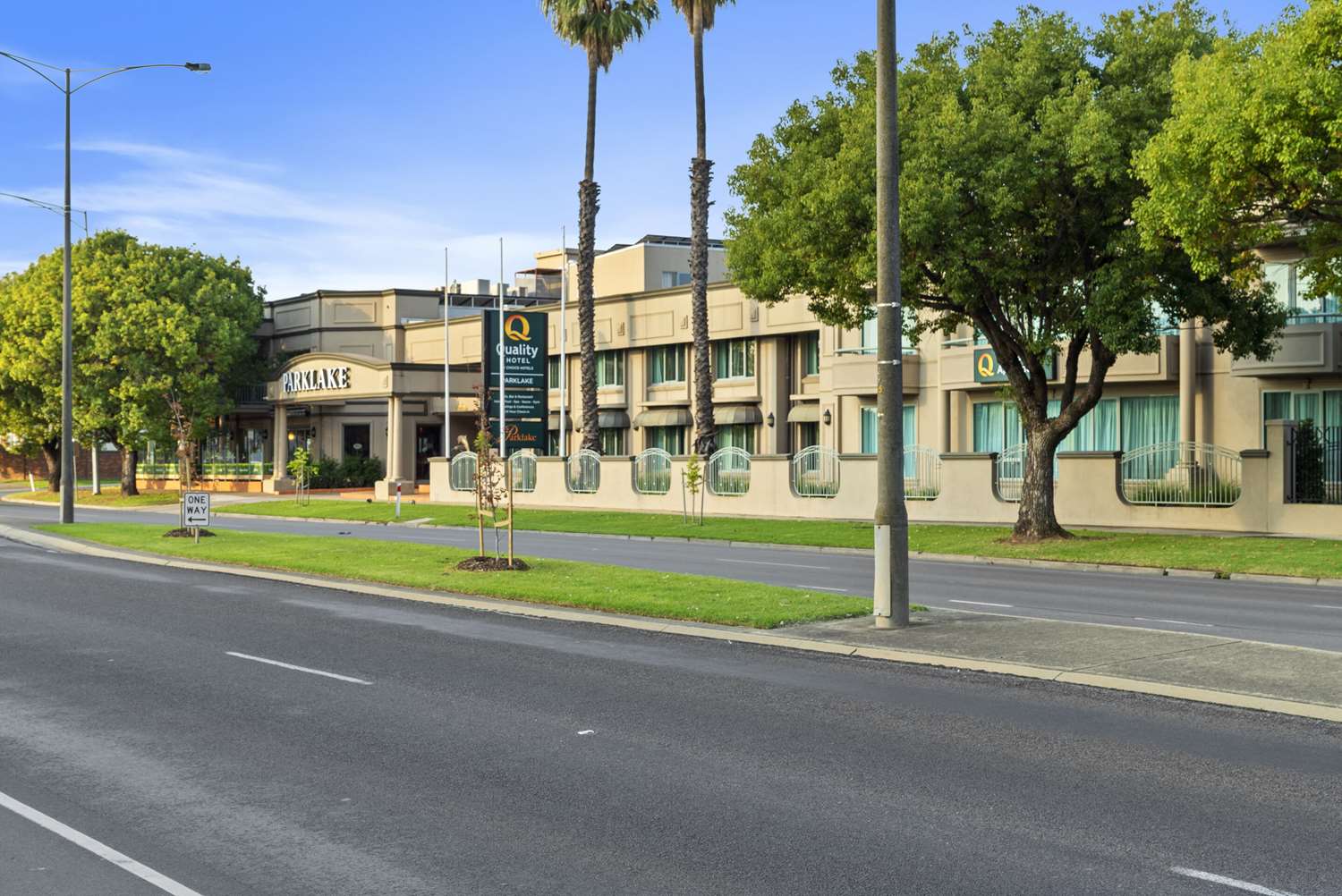 Quality Hotel Parklake Shepparton 8/12
