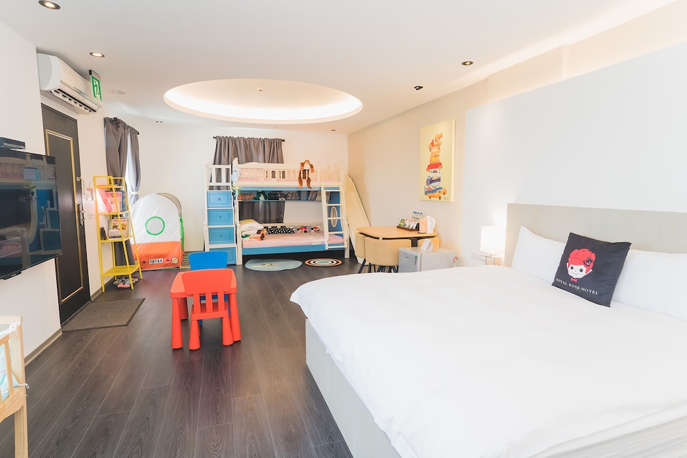 5 BEDROOMS, COMFORT, HOUSE