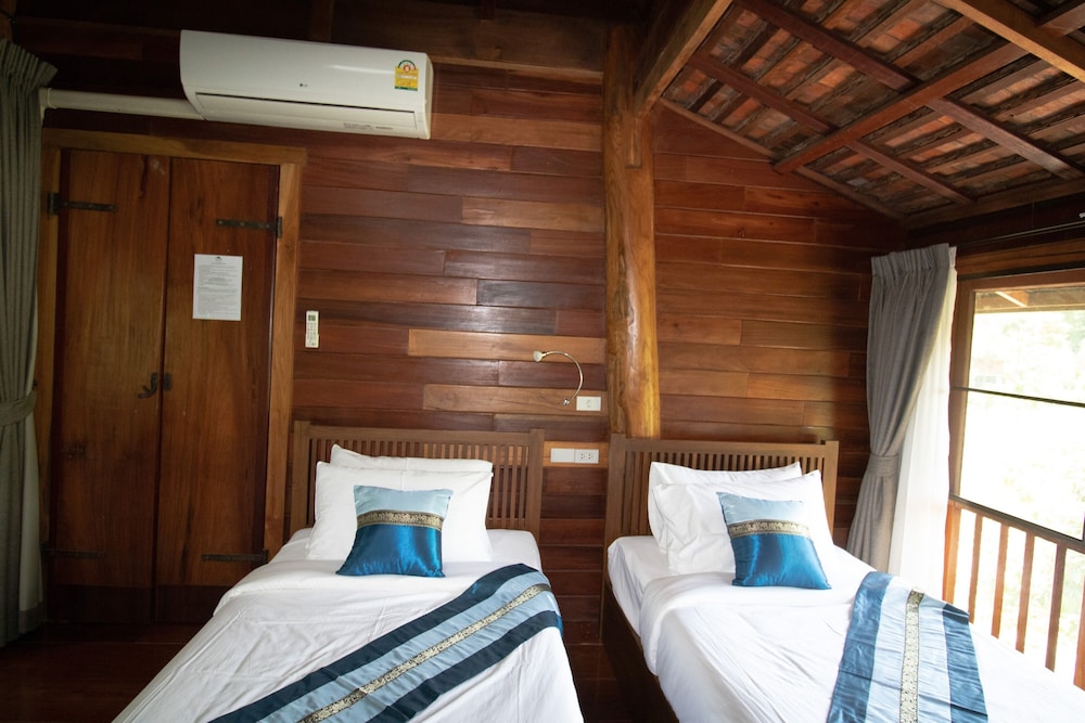 Royal Train Garden Resort 18/50