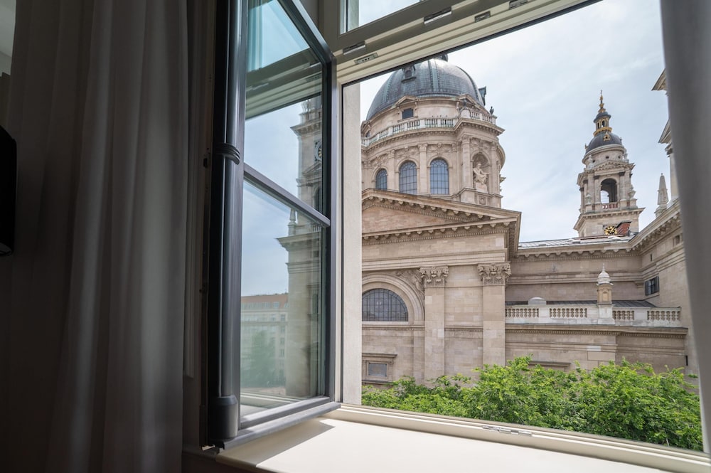 Radisson Collection Hotel, Basilica Budapest 3/44