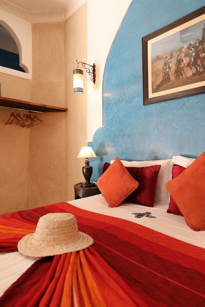Riad Sidi Mimoune 26/76