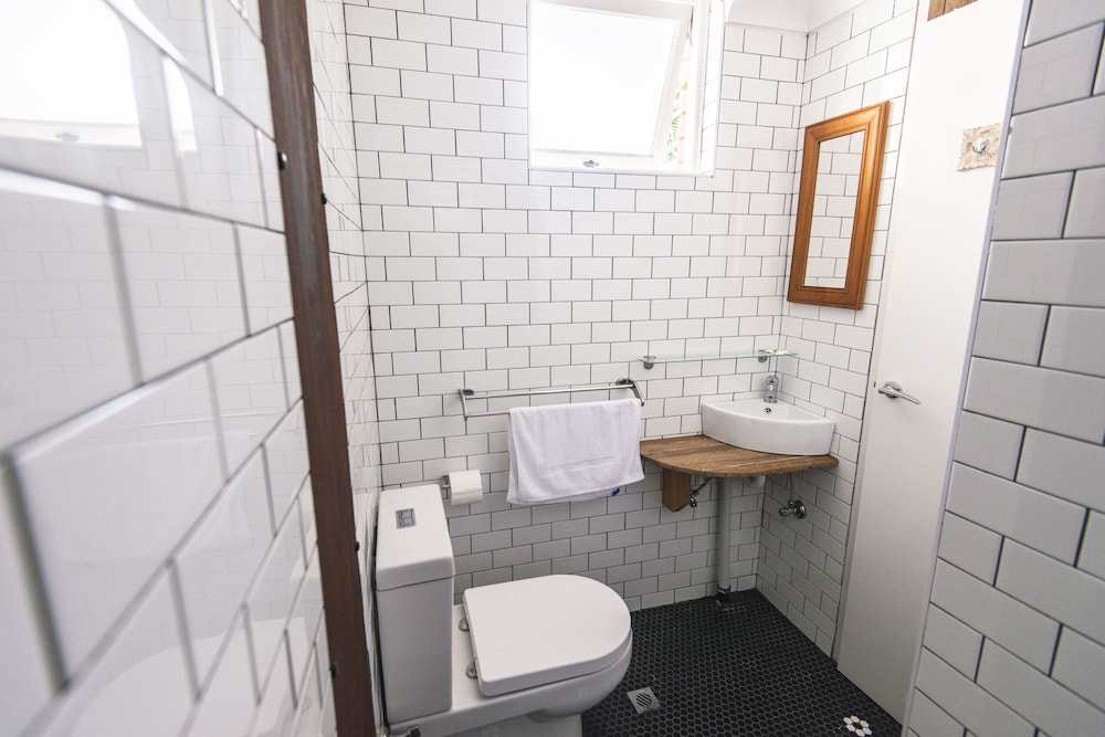 Manly Designer Studios 44/50