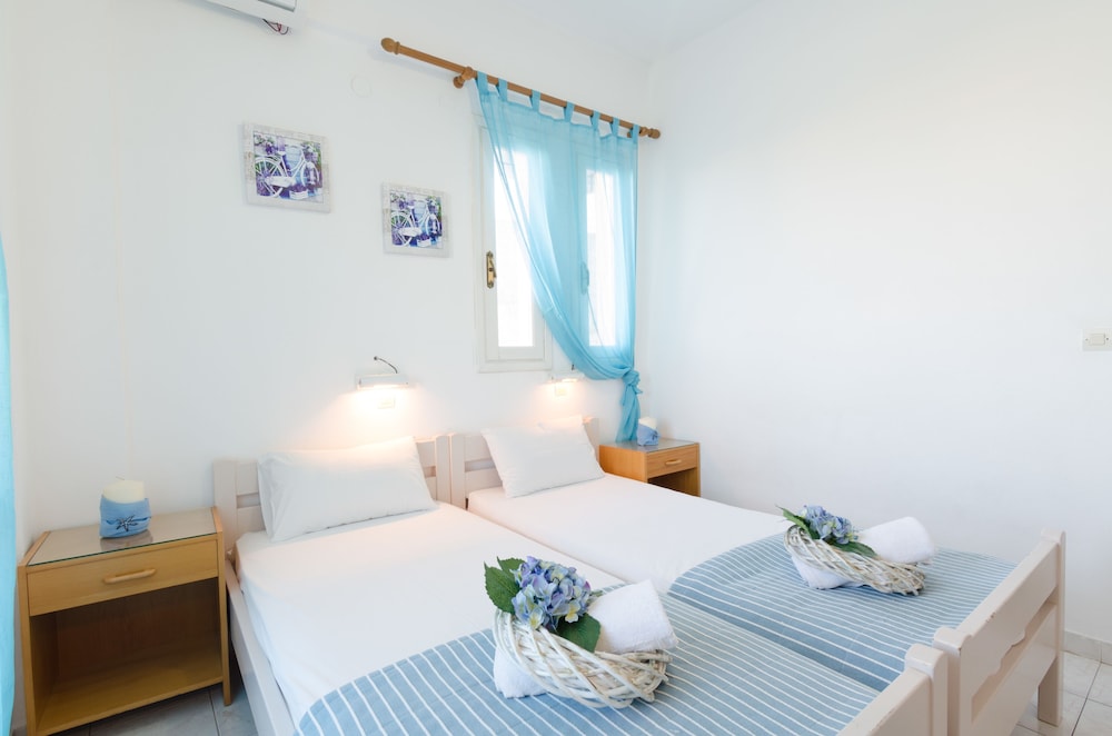 Aglaia Studios and Apartments 17/63