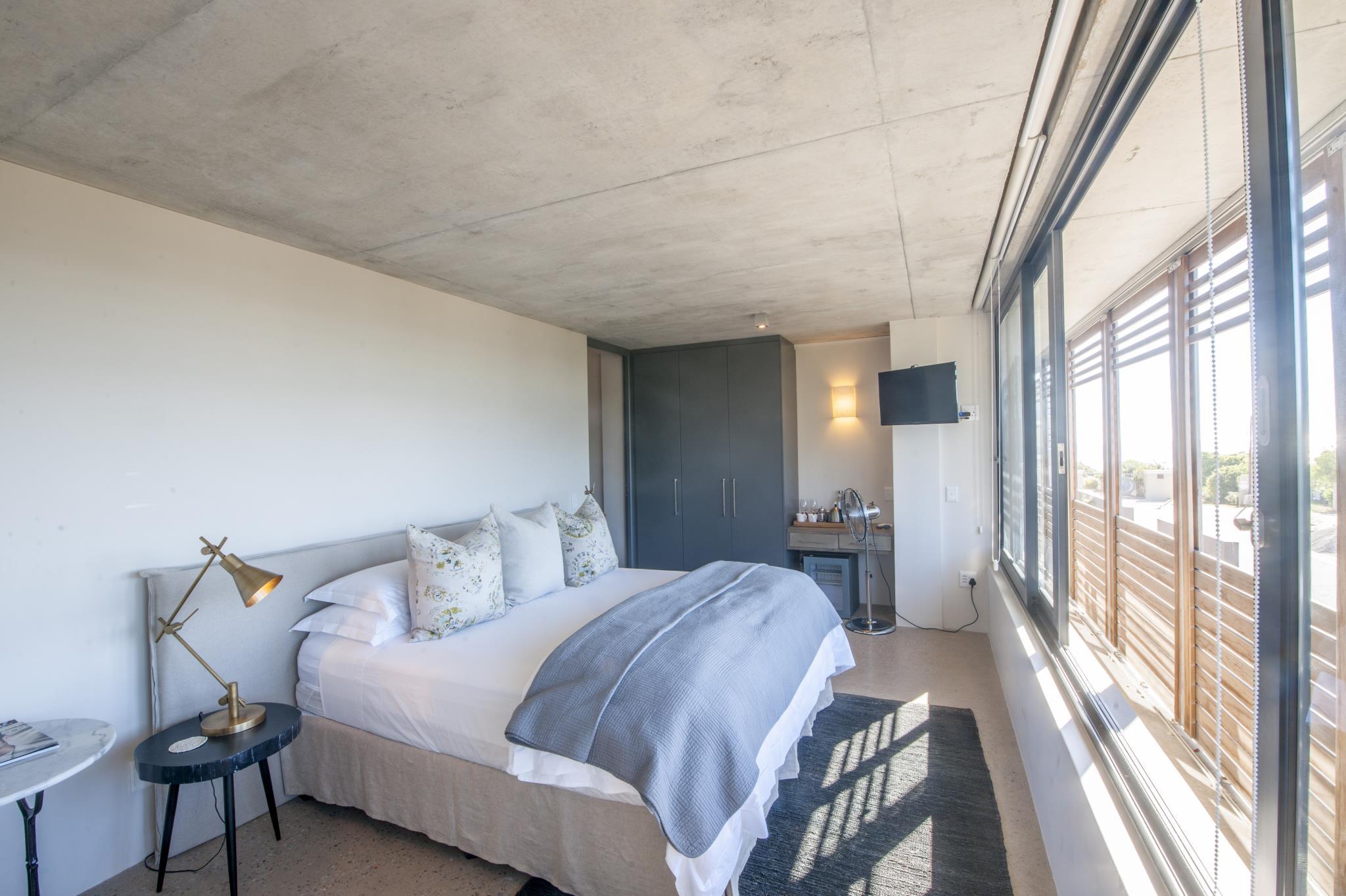 Superior, King Bed, No Balcony