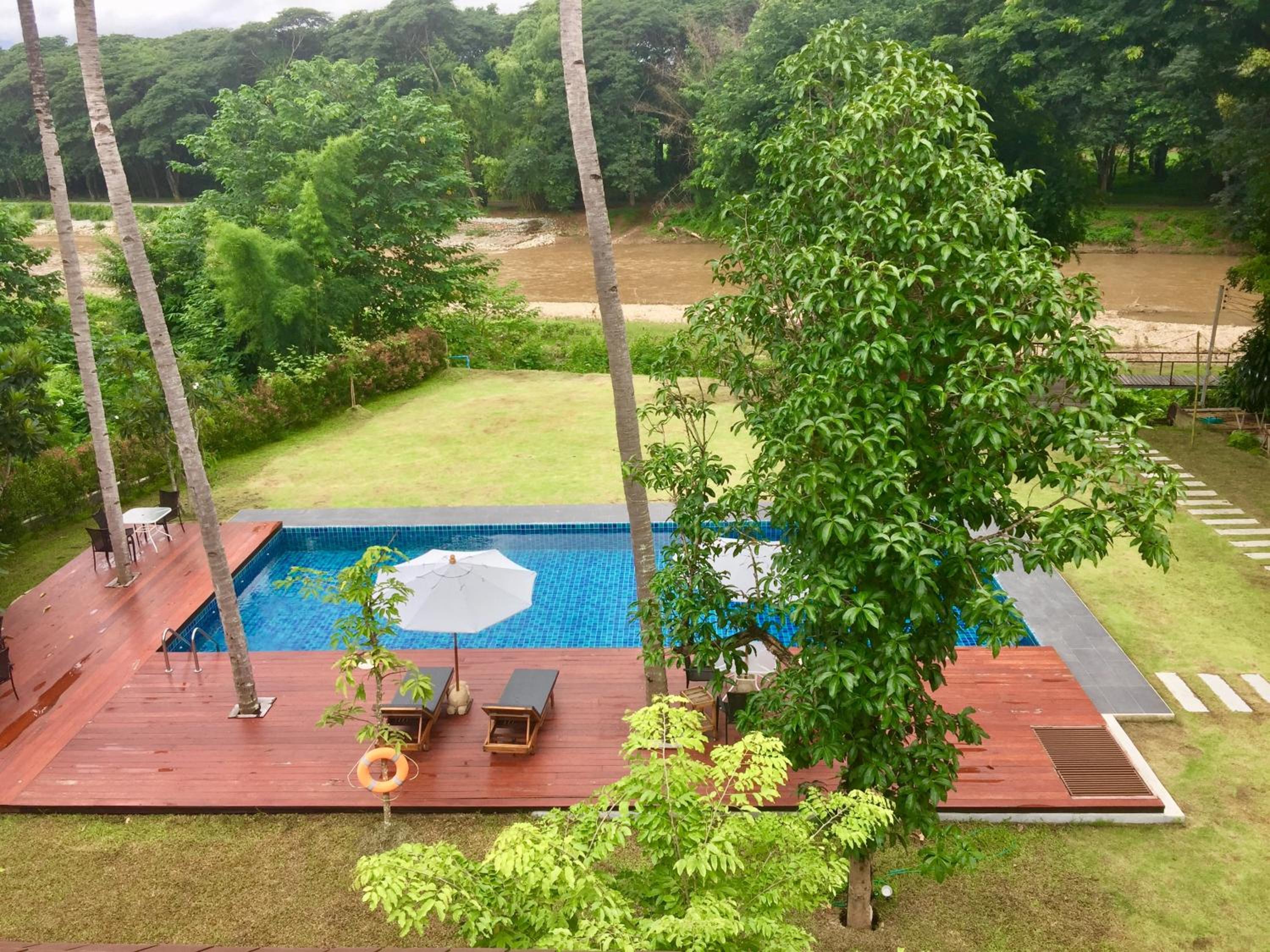 RIVERHOUSE RESORT 73/78