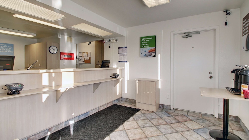 Motel6 Owensboro, KY 7/50