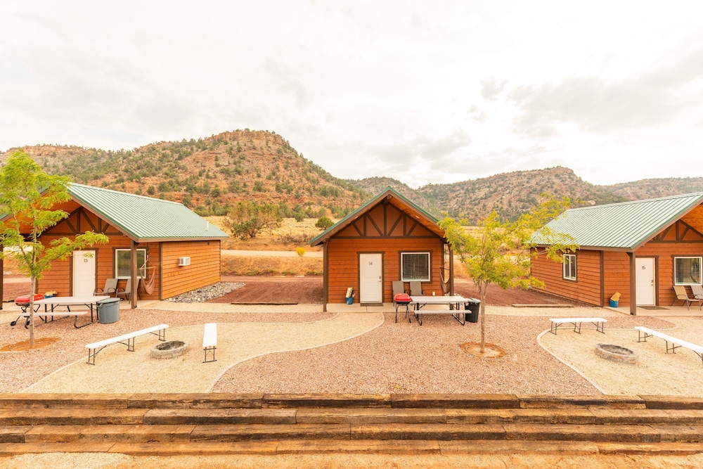 Gooseberry Lodges 11/79