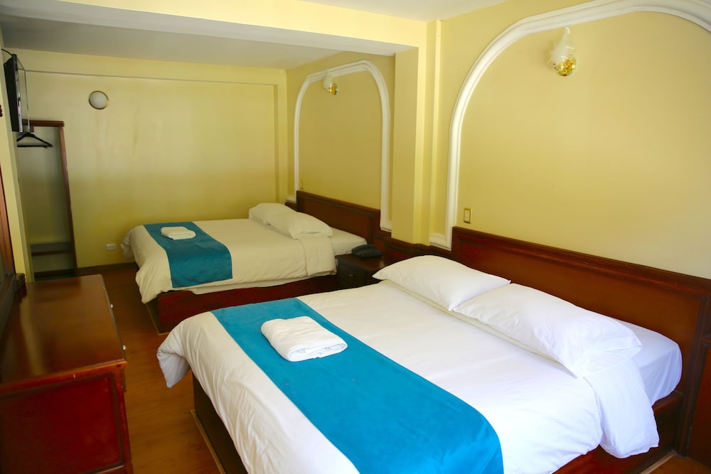 Hotel Donde Marcelo 36/68