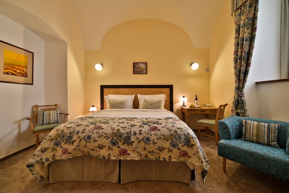Questenberk Hotel 28/60